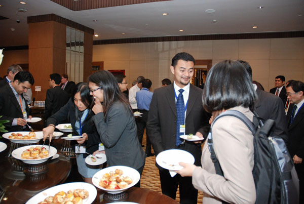 APT Meetting-124