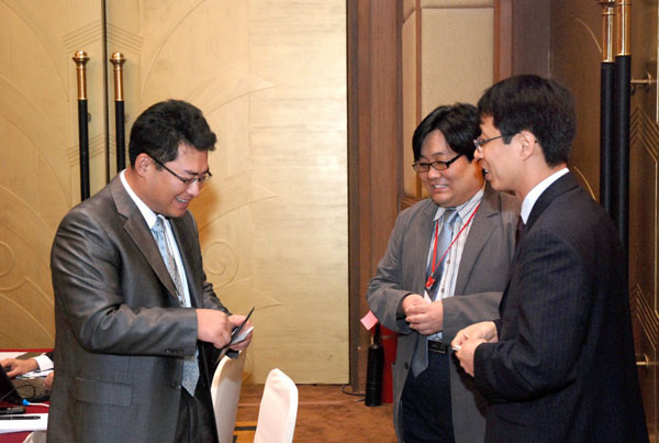 APT Meetting-133