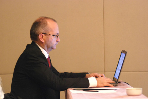 APT Meetting-264