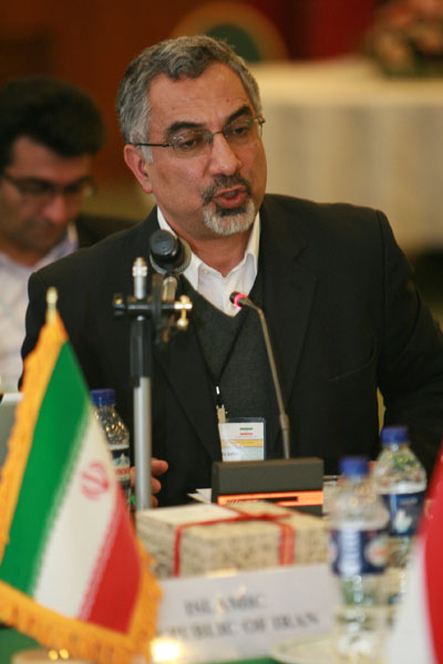 QW3I0400